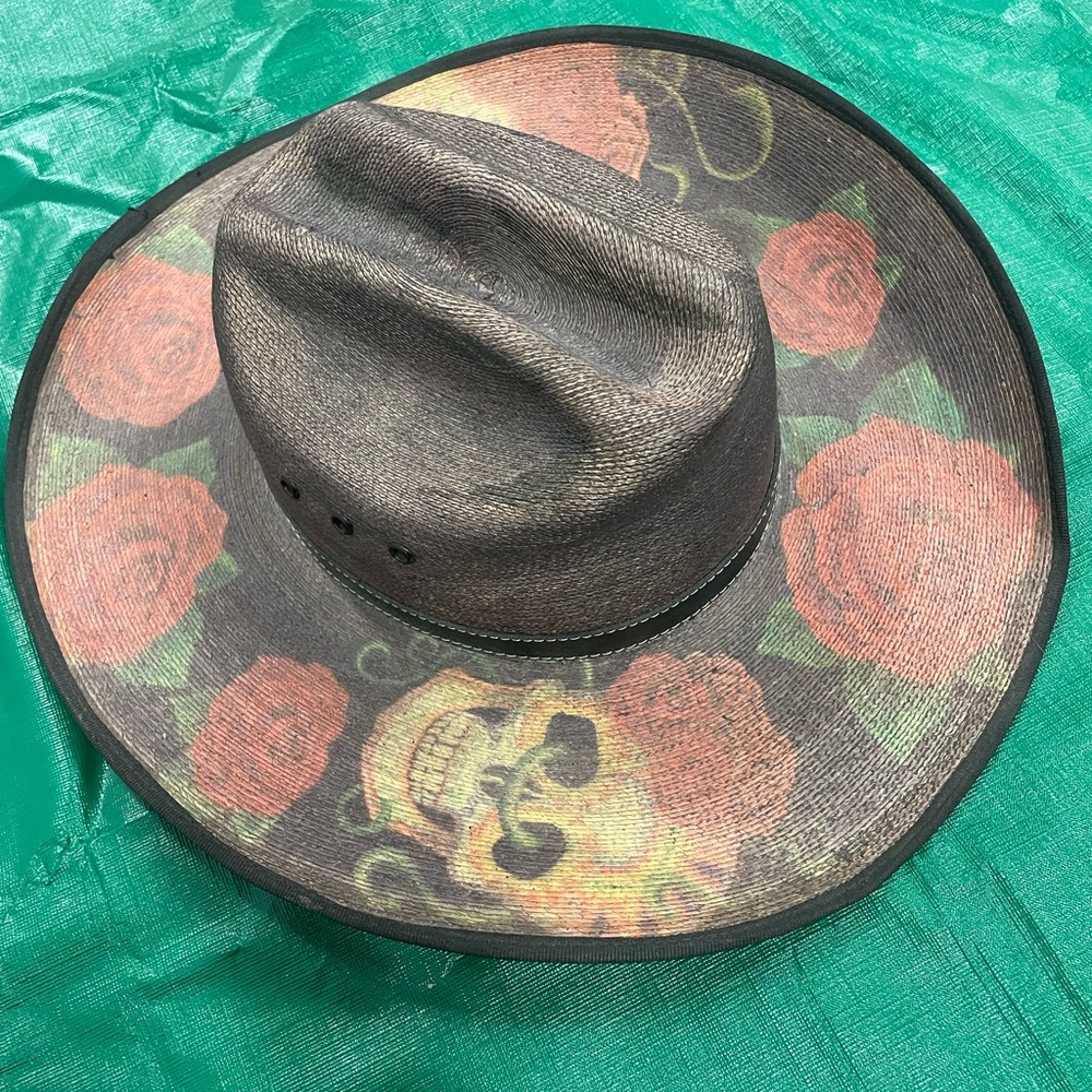 Unisex Sahuayo Sugar Skulls
Black Straw Cowboy
Hat  Size S
